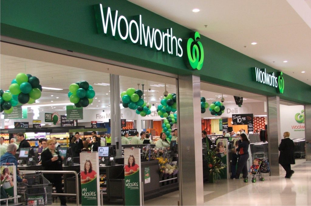 How-Woolworths-leveraged-beacons-in-combination-with-geofencing-to-offer-enhanced-click-and-collect-services