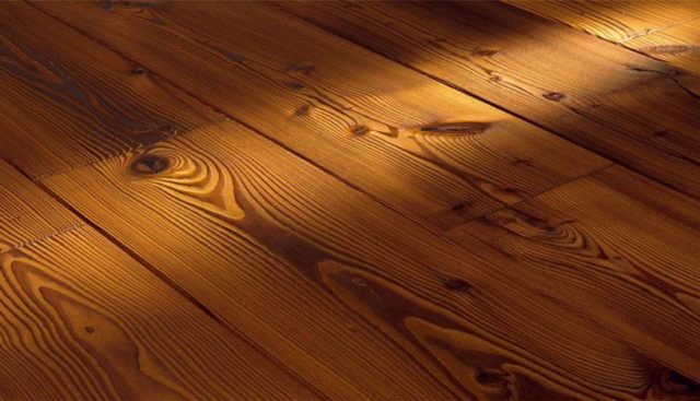 деревянный пол в доме