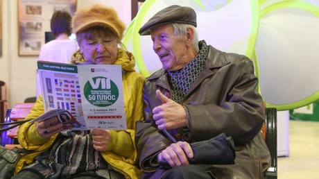 Communists seek nationwide referendum as Russian cabinet is set to raise retirement age 