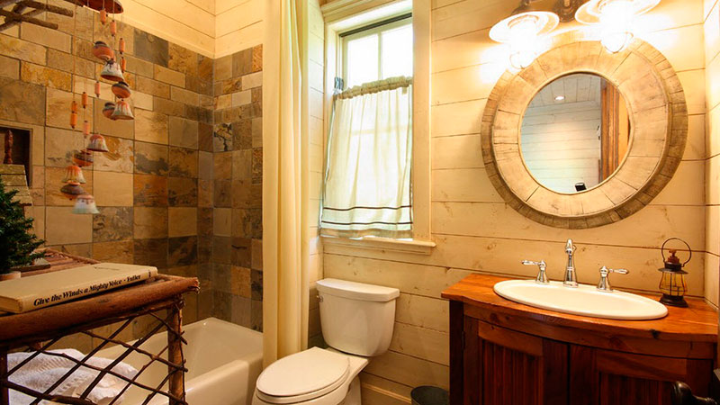 ванная комната в деревянном доме фото