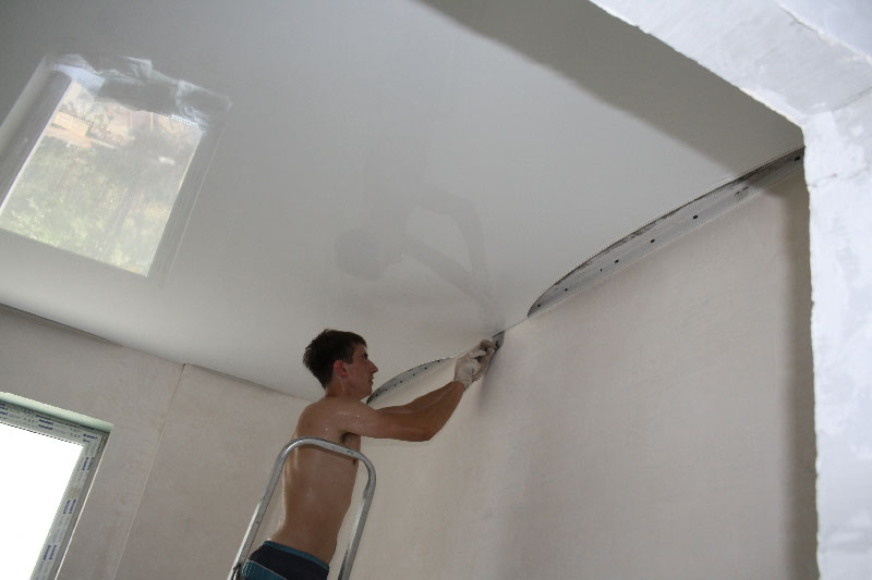 Как демонтировать потолок натяжной