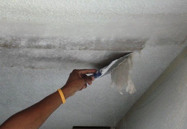 Очистка поверхности потолка
